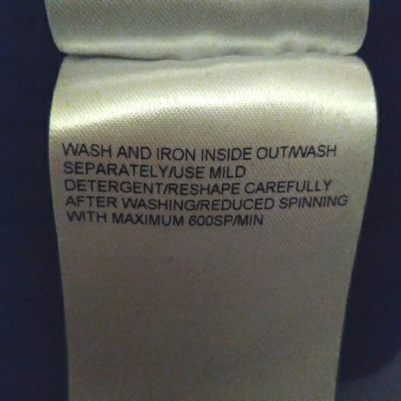 🎁ESCADA NWT One Shoulder w/ Front Criss-Cross Loose Bandaged Top ~RARE~ - Picture 15 of 16